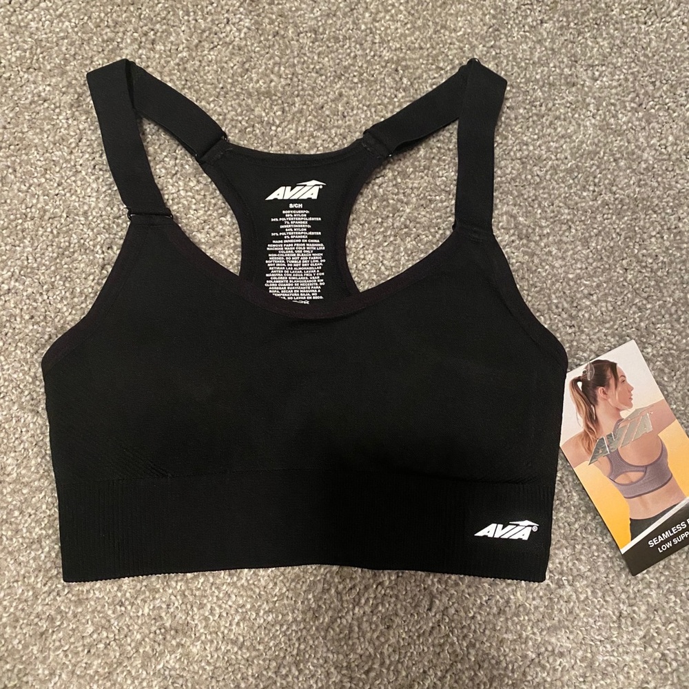 Seamless sports bra.
